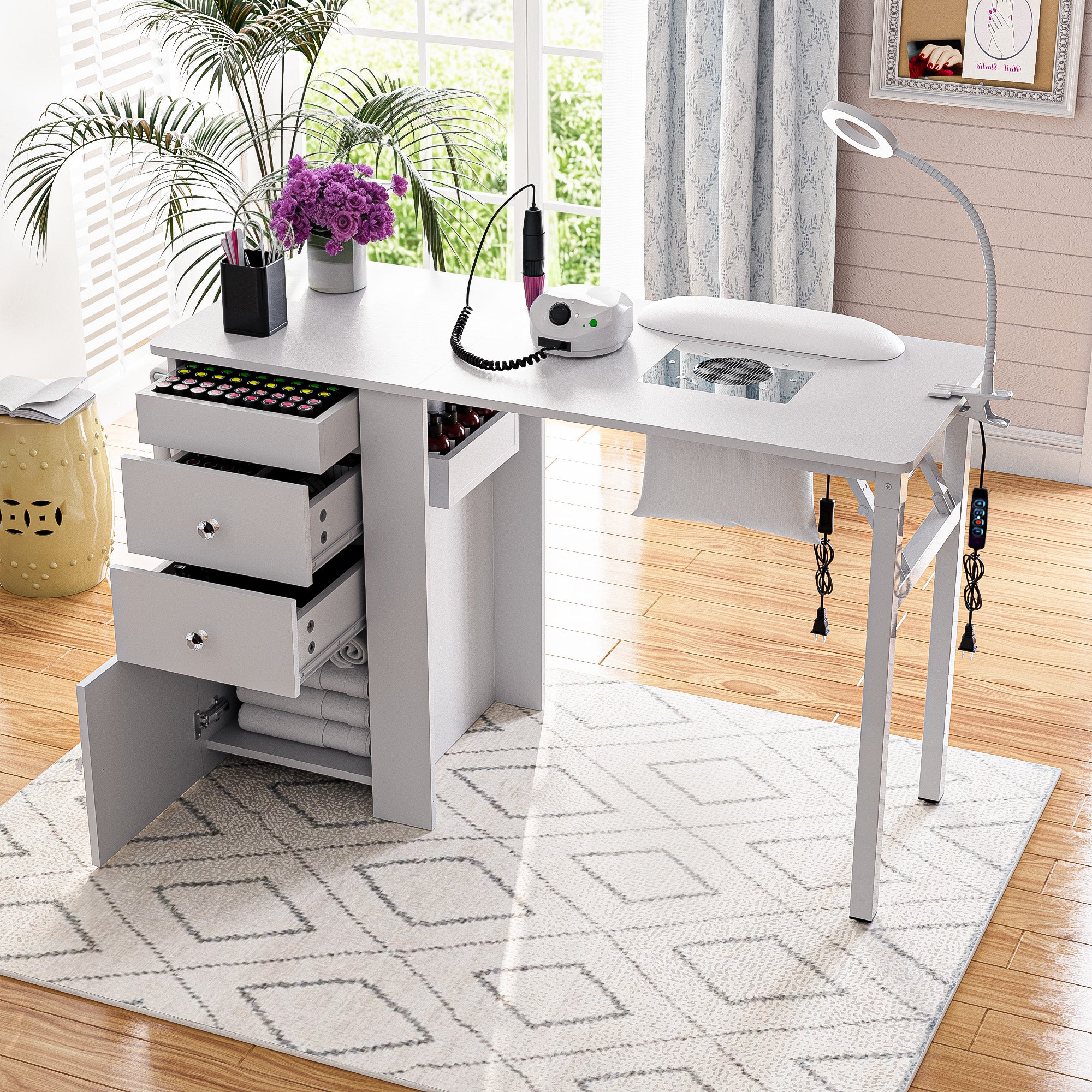 manicure table